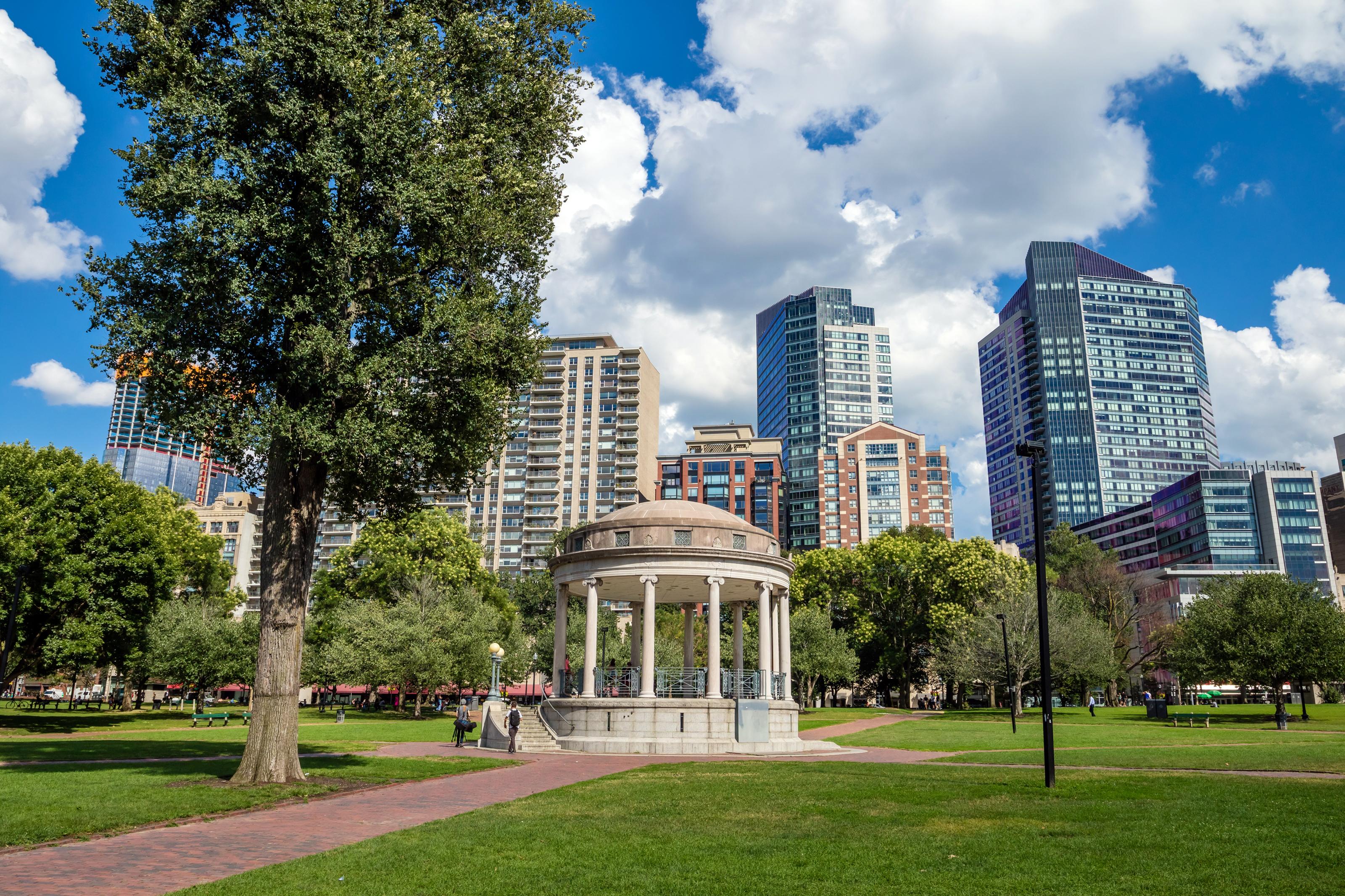 Hoteller i nærheten av Boston Common (Boston) Søk på KAYAK Hoteller i nærheten av Boston City Hall (Boston) KAYAK