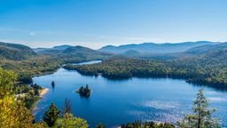 Finn billige flyvninger til Canada