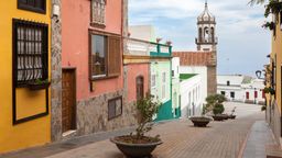 Finn billige fly til Granadilla