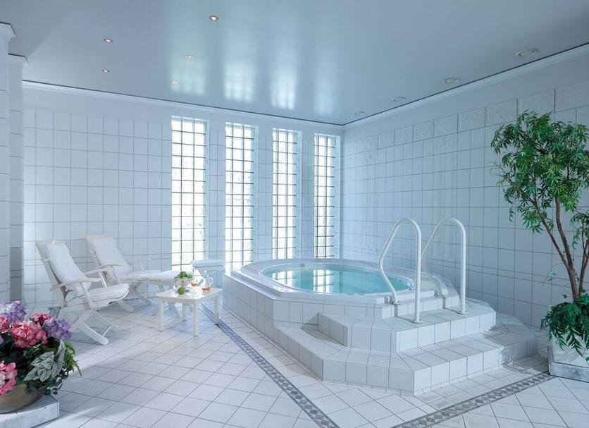 Svømmebasseng Foto