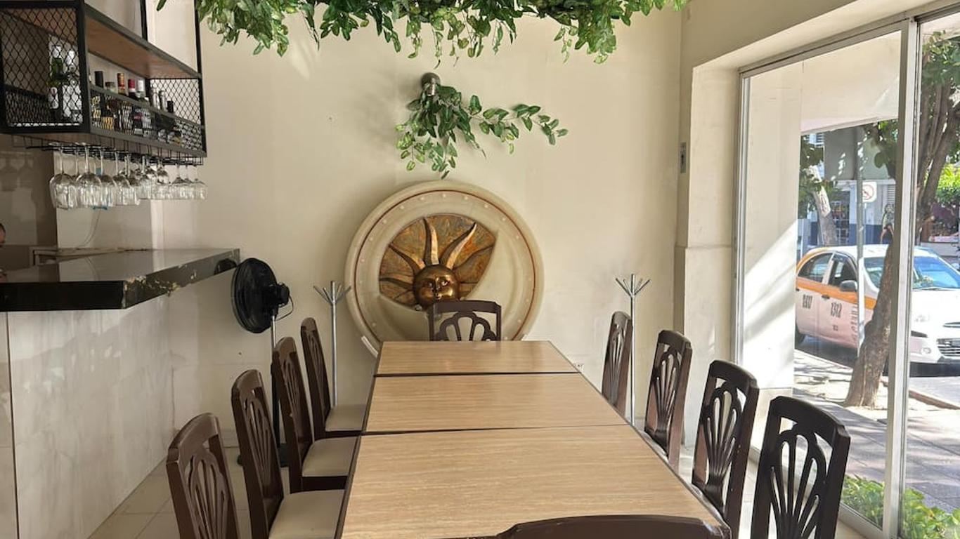 Hotel Maria Eugenia
