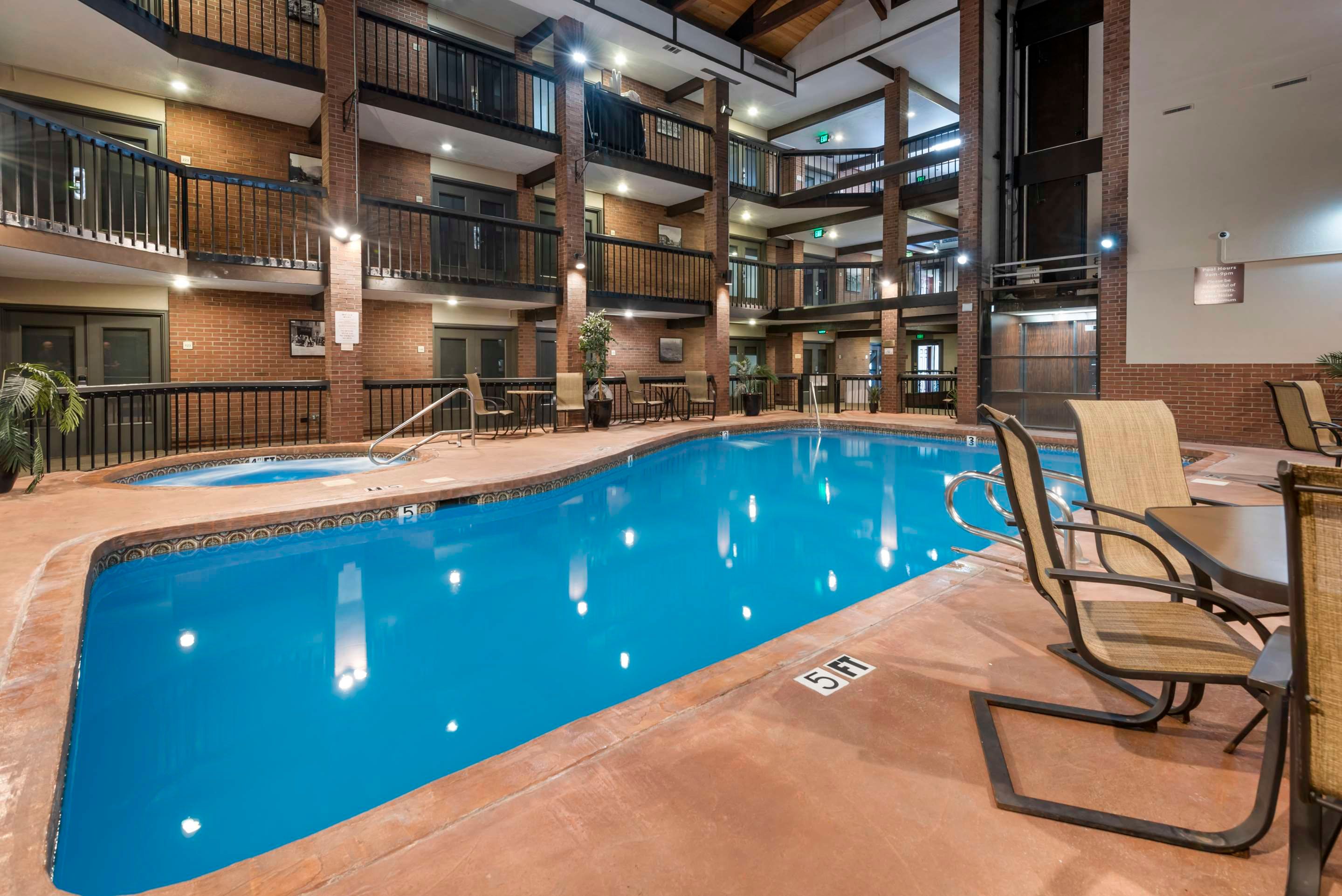 Svømmebasseng