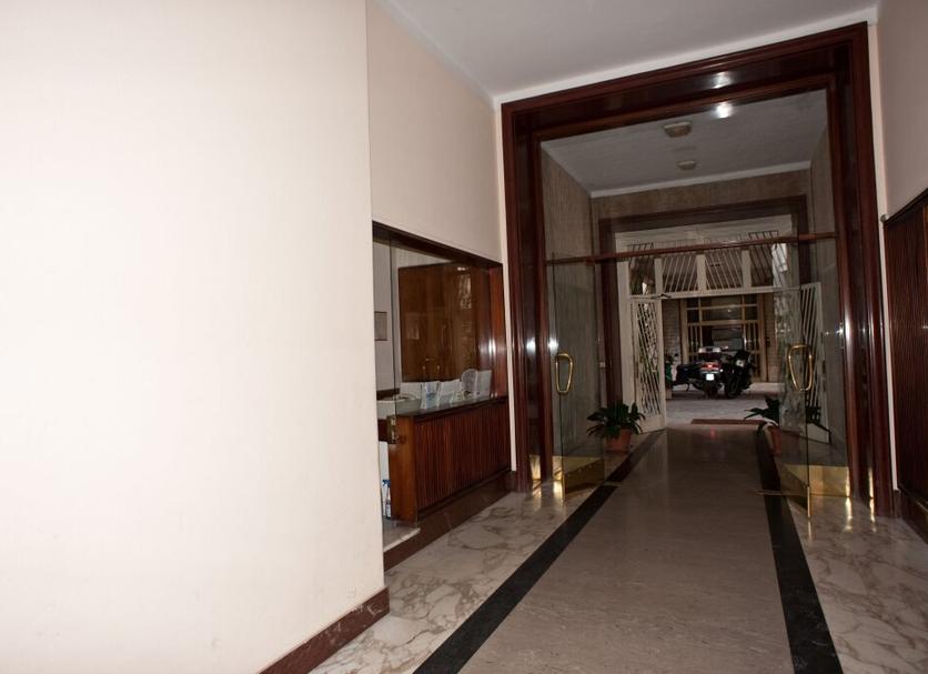Hall Foto