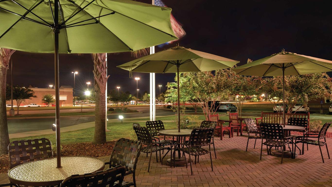 Hilton Garden Inn Warner Robins