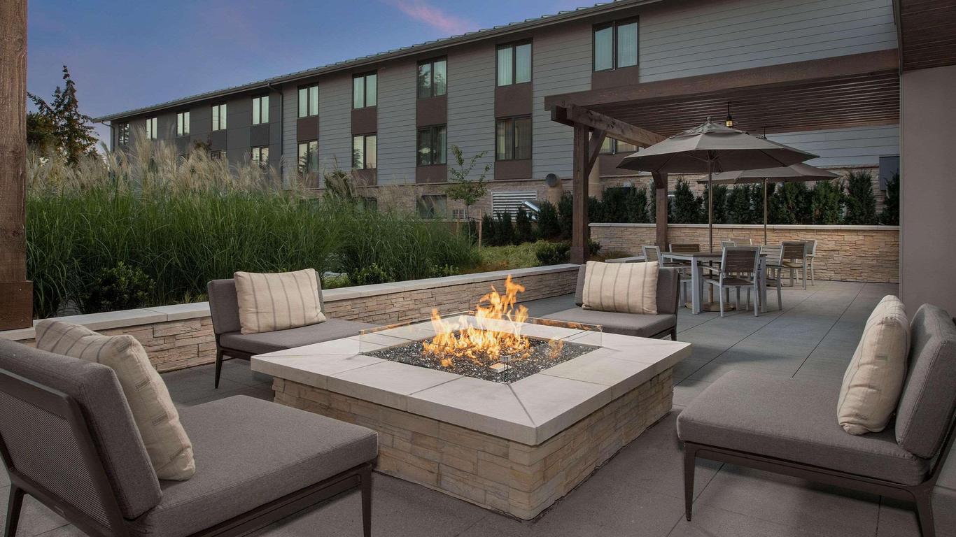 Country Inn & Suites Seattle-Tacoma Airport