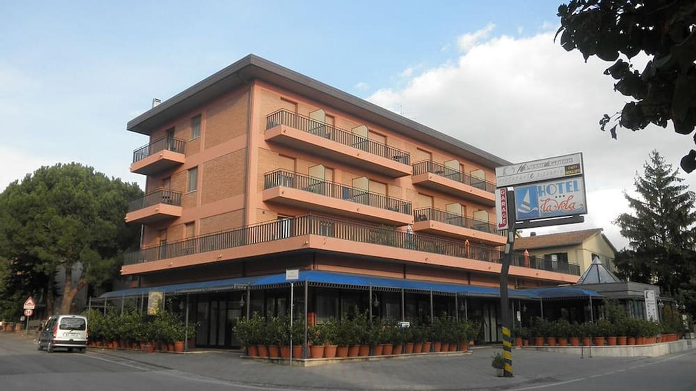 Hotel La Vela