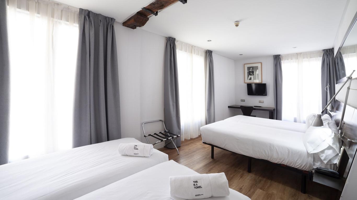 First Hotel Petit Palace Arana Bilbao
