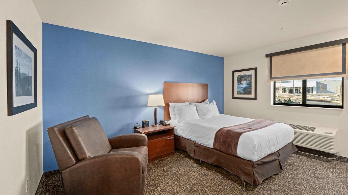 MainStay Suites