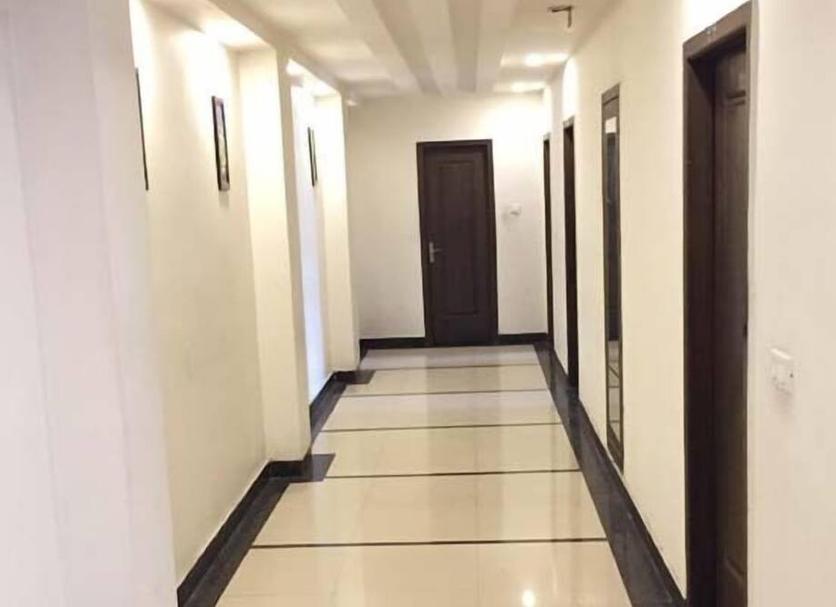Hall Foto