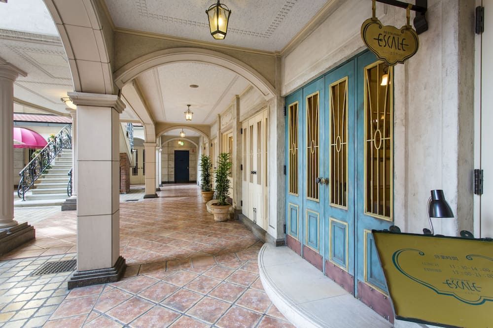 Hall