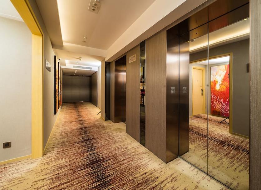 Hall Foto