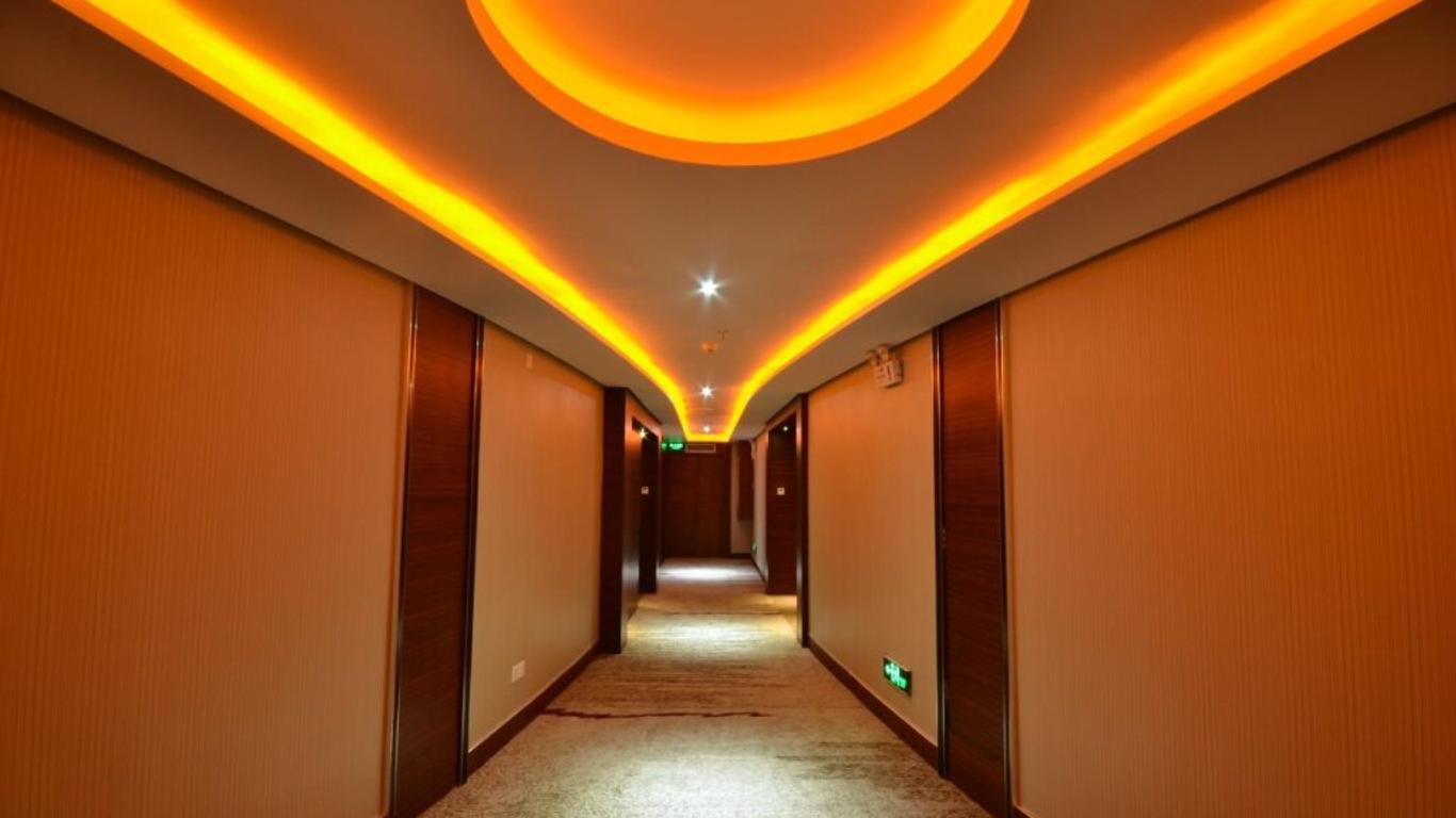 Huangma Holiday Hotel