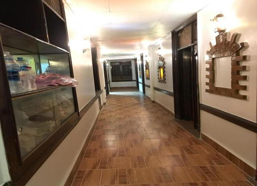 Hall Foto