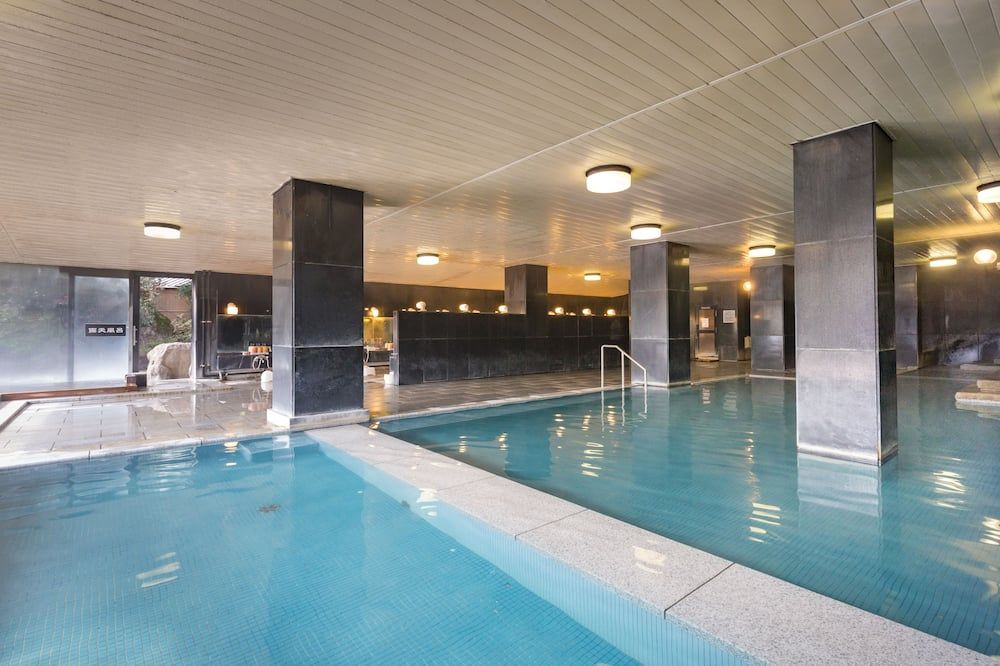 Svømmebasseng