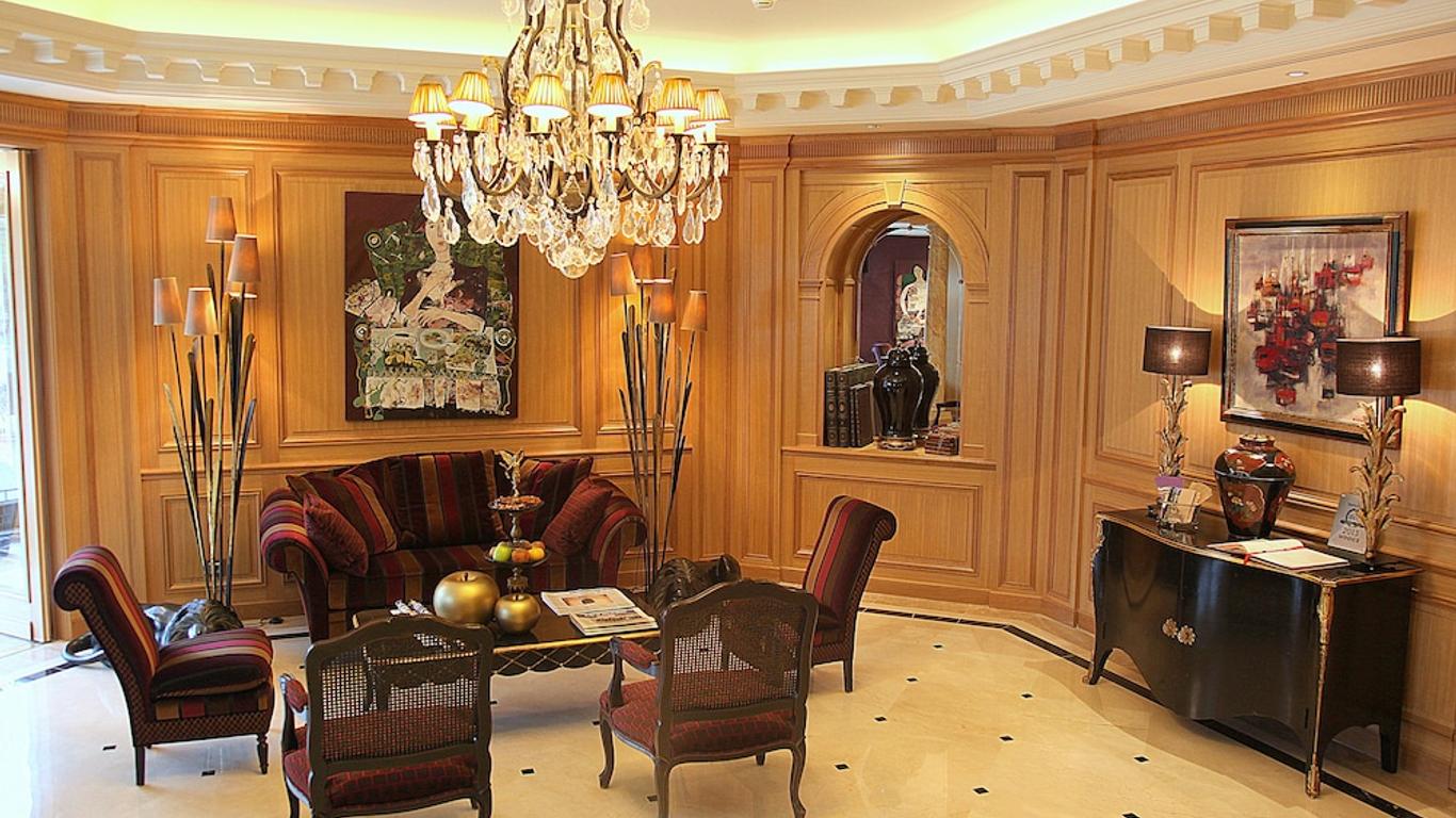 Villa Lara Hotel