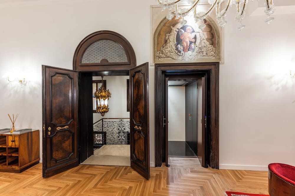 Hall