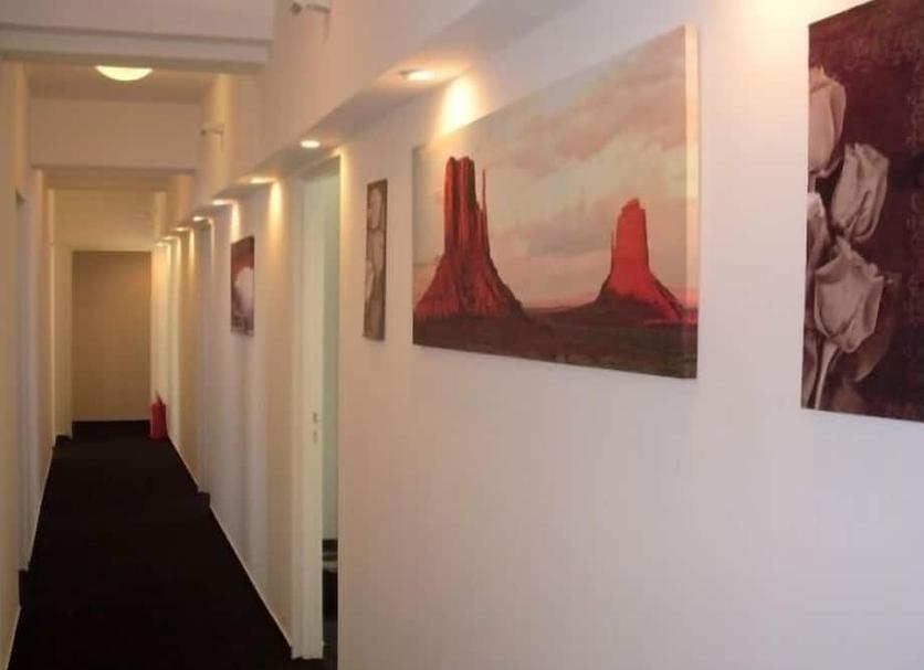 Hall Foto