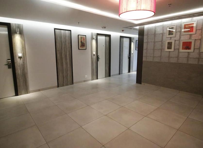 Hall Foto