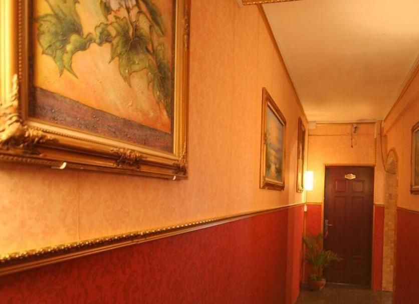 Hall Foto