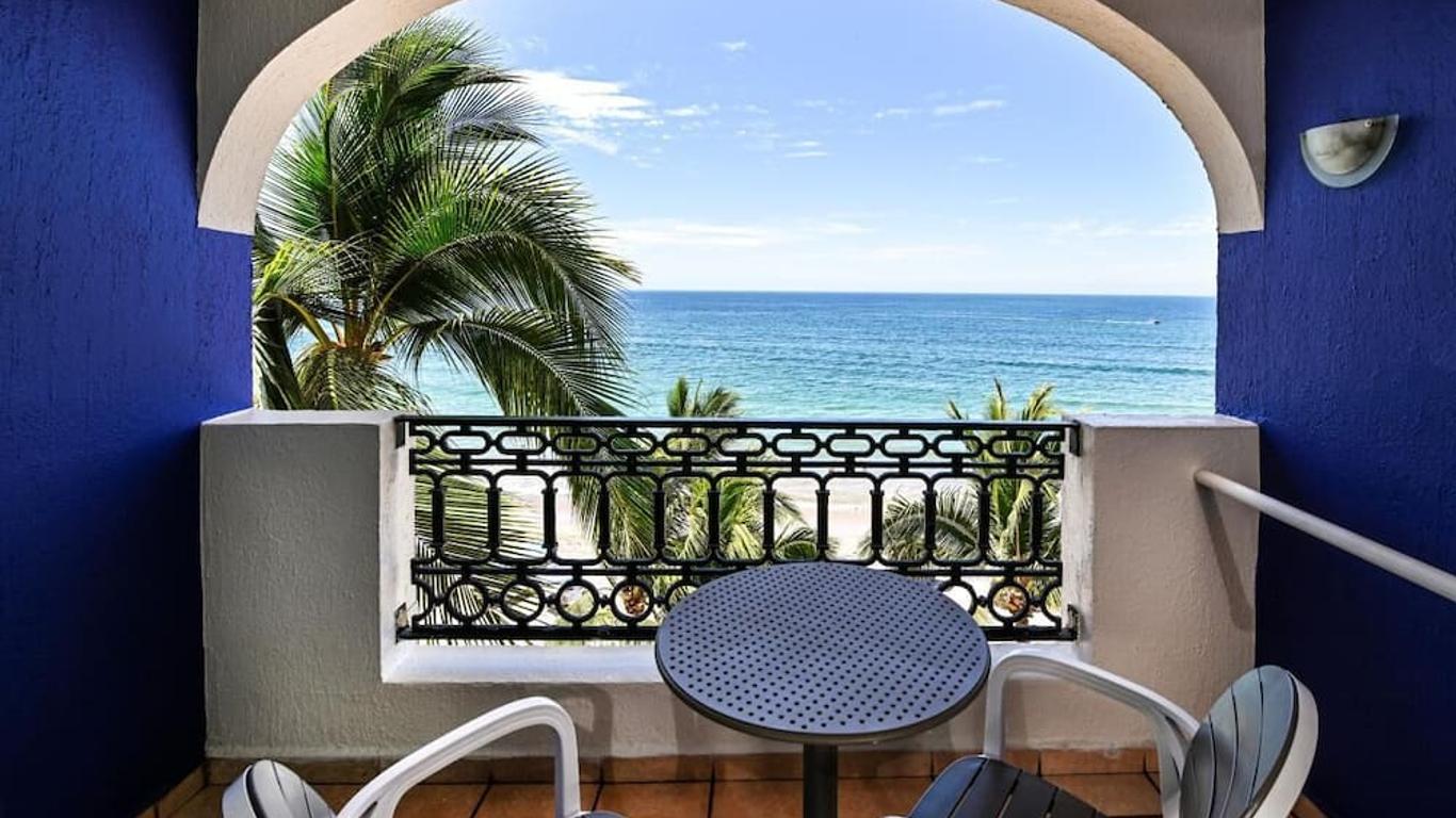 Crown Paradise Golden Hotel