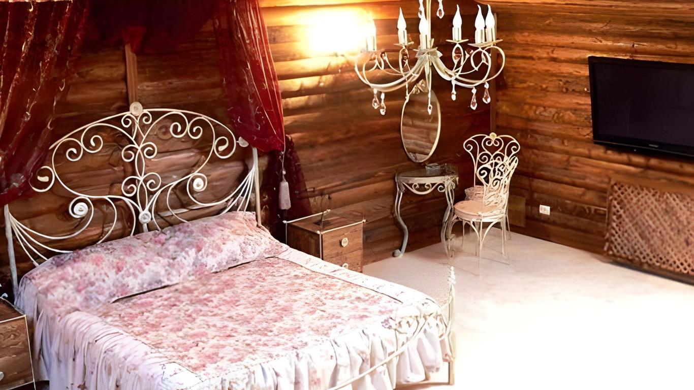 Hotel Troya