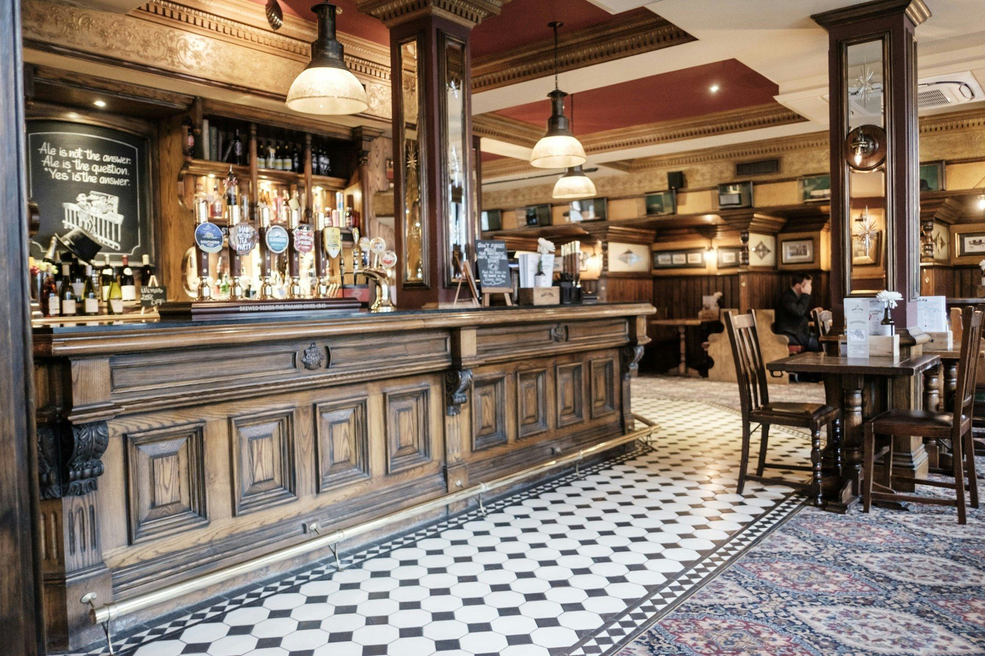 Bar