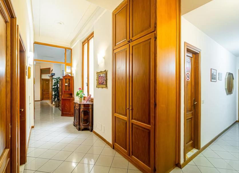 Hall Foto