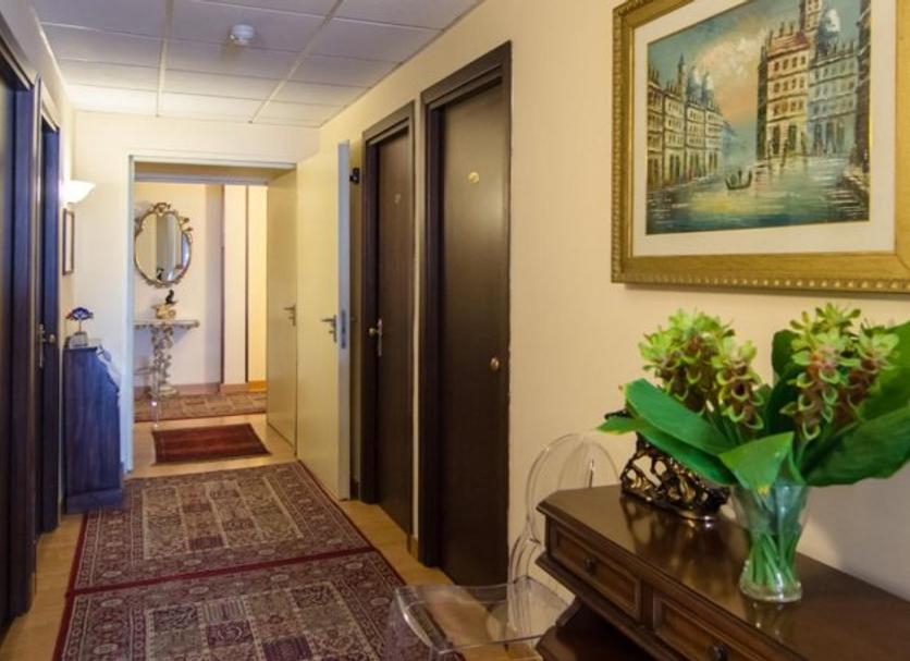 Hall Foto