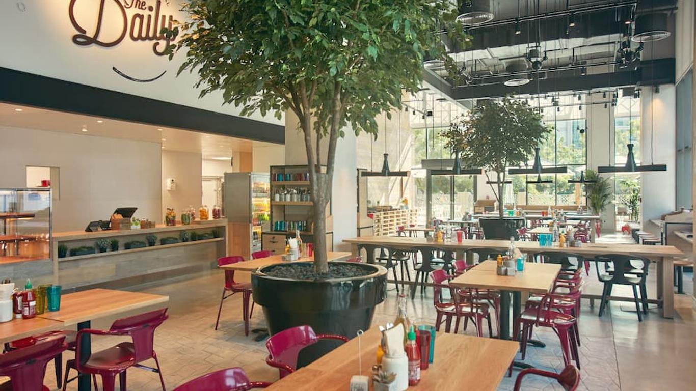 Rove City Centre, Deira