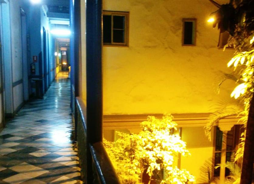 Hall Foto