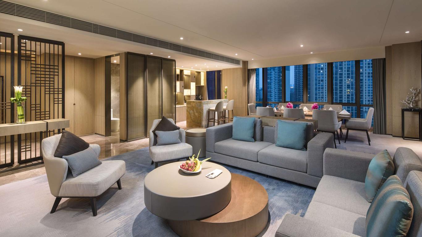 DoubleTree by Hilton Shenzhen Longhua