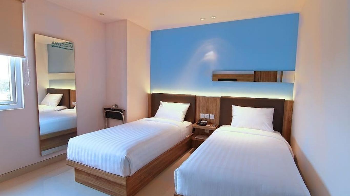 Zoom Hotel Jemursari