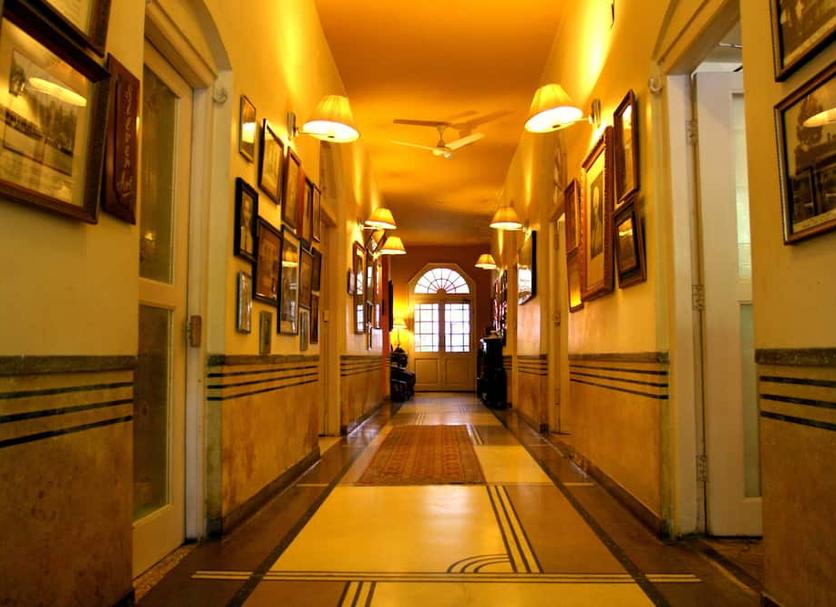 Hall Foto