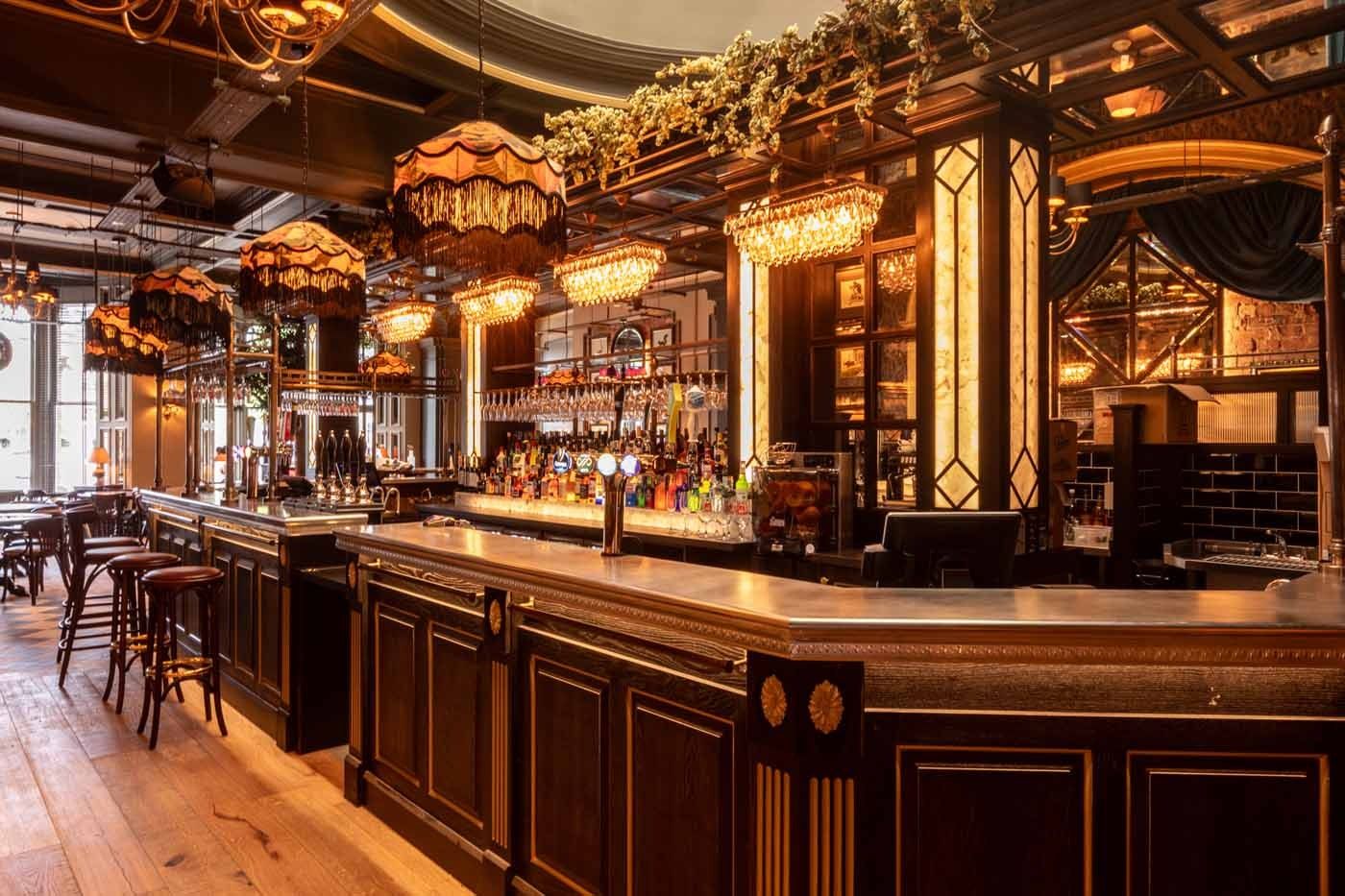 Bar