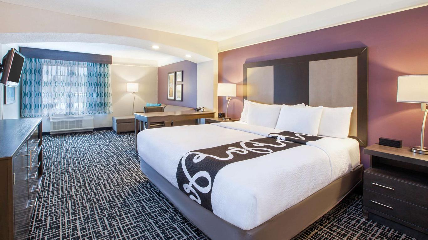 La Quinta Inn & Suites by Wyndham Cincinnati Airpt Florence