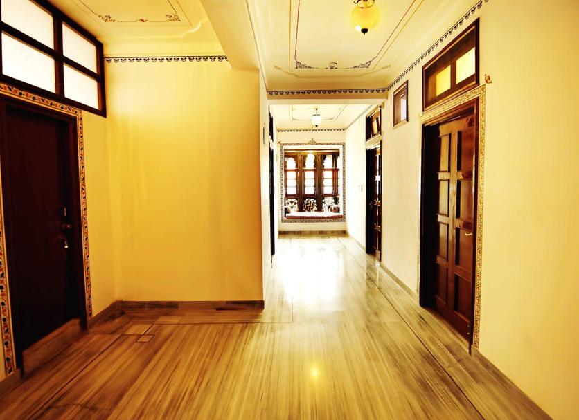 Hall Foto