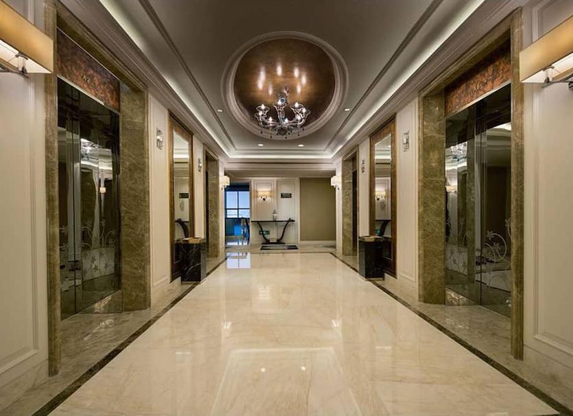 Hall Foto