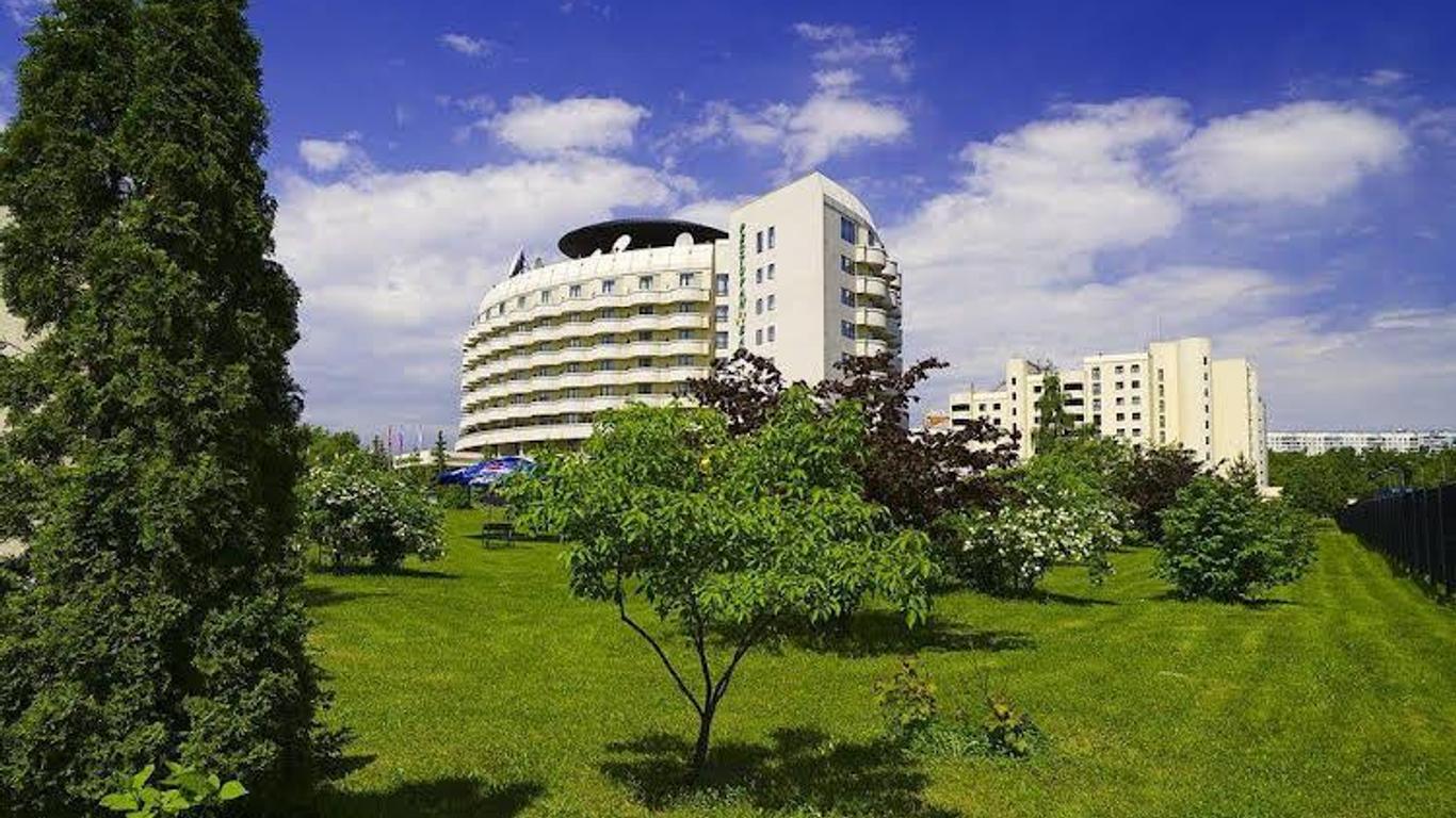 Edge Seligerskaya