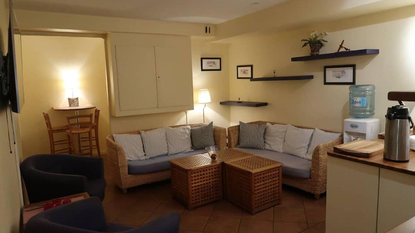 Hotel Aveny Bed & Breakfast