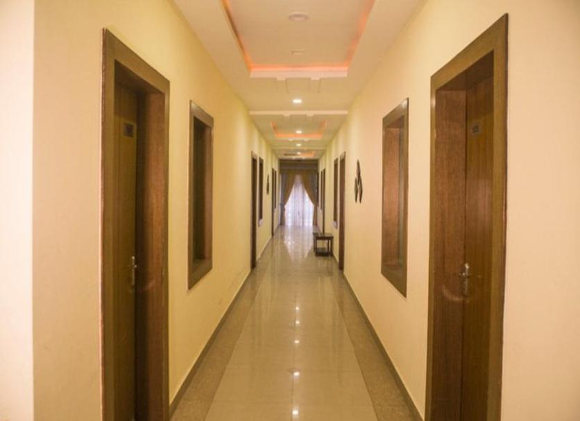 Hall Foto