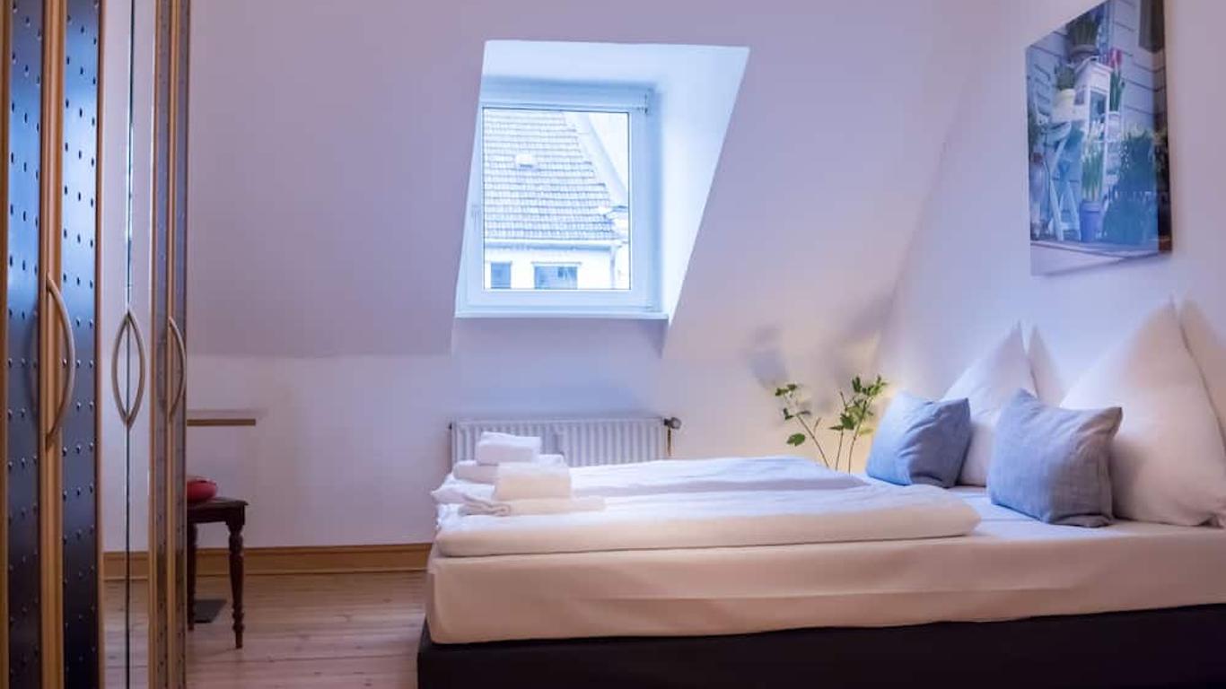 Dingdong Koblenz - City Apartments