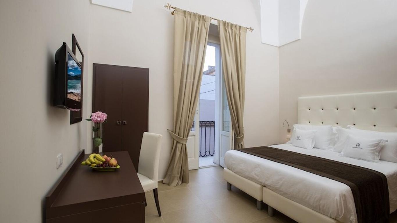 Palazzo Perla - Rooms and Suite