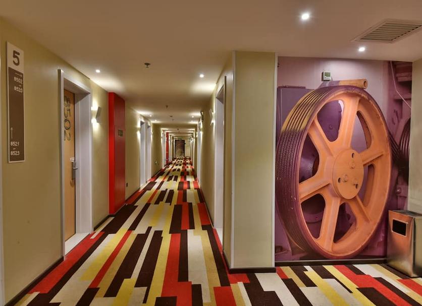 Hall Foto