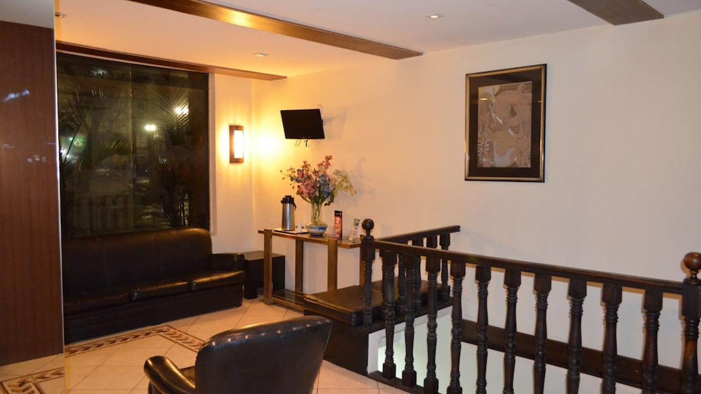 Lux Hotel