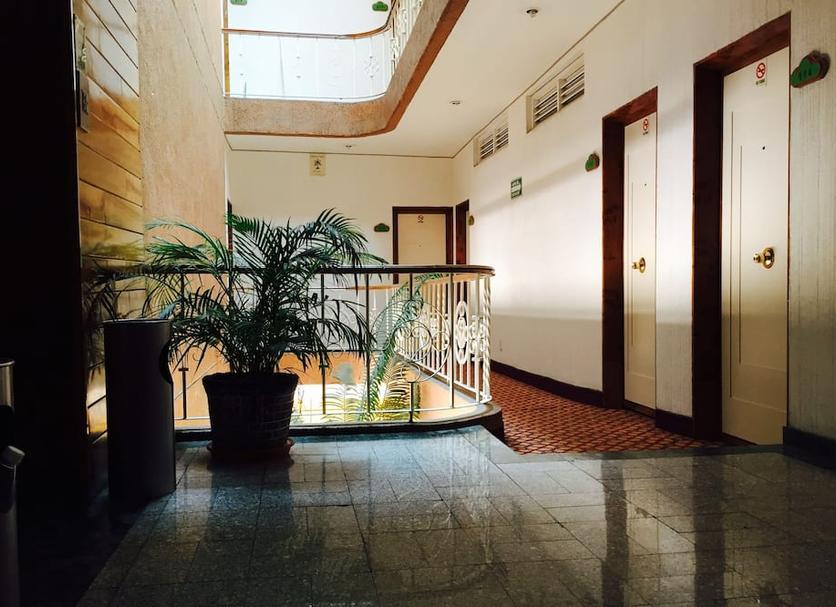 Hall Foto