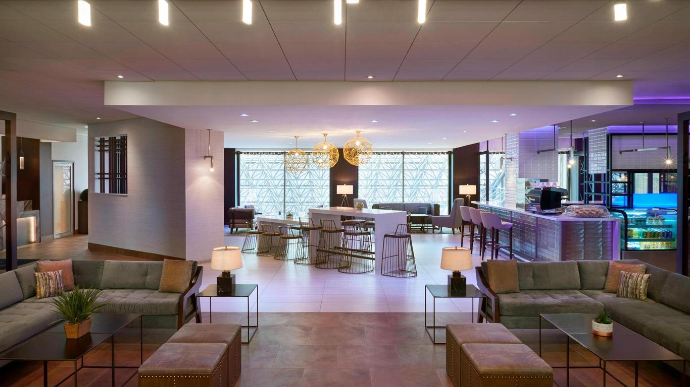 Toronto Airport Marriott Hotel