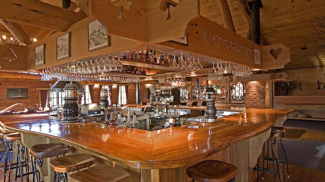 Powderhorn Chateau