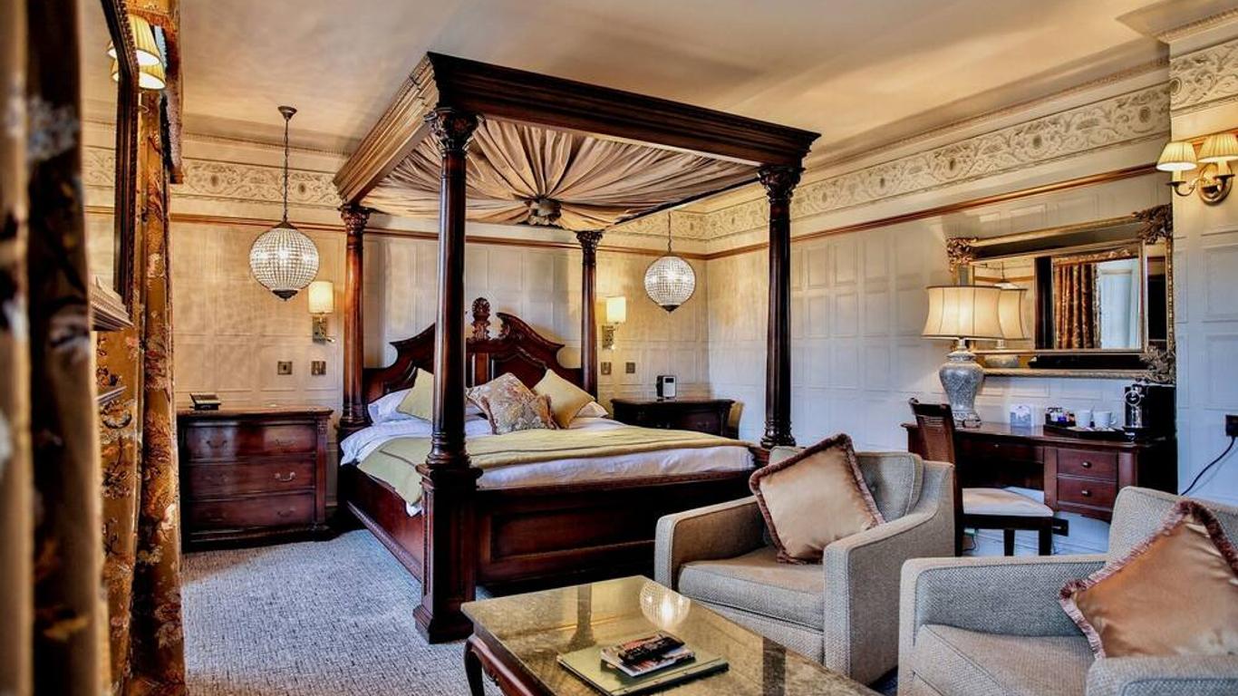 Royal Oak Hotel