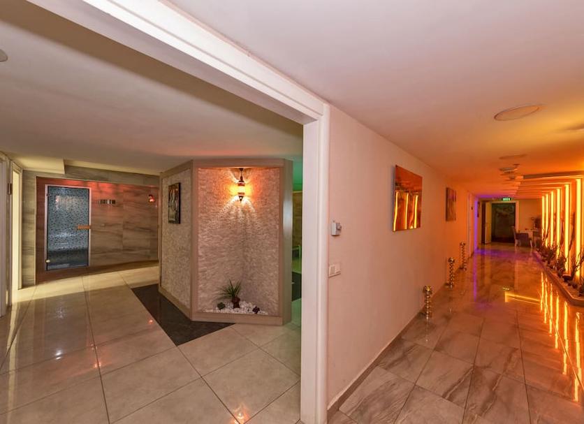 Hall Foto