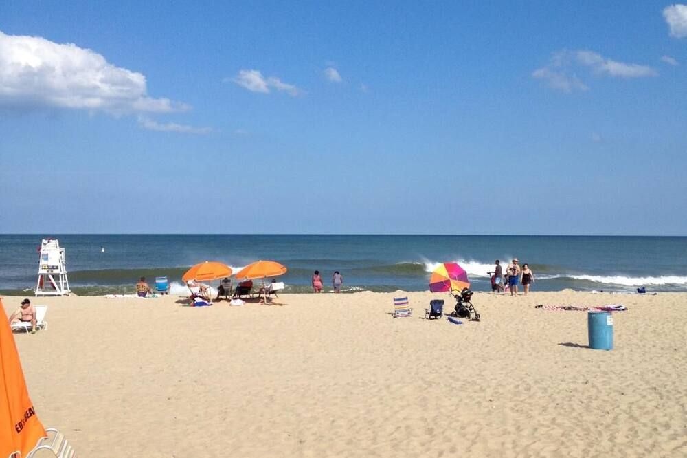 Strand